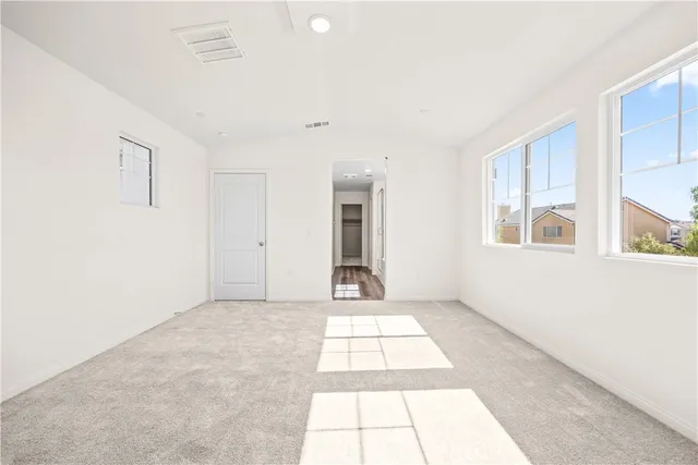 $3,150 | 12511 Ava Loma Street, Victorville, CA 92392