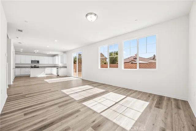 $3,150 | 12511 Ava Loma Street, Victorville, CA 92392