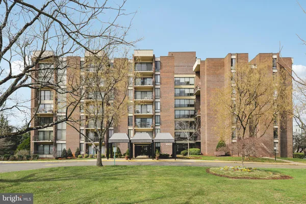 $150,000 | 9900 Georgia Avenue, Unit 27306, Silver Spring, MD 20902