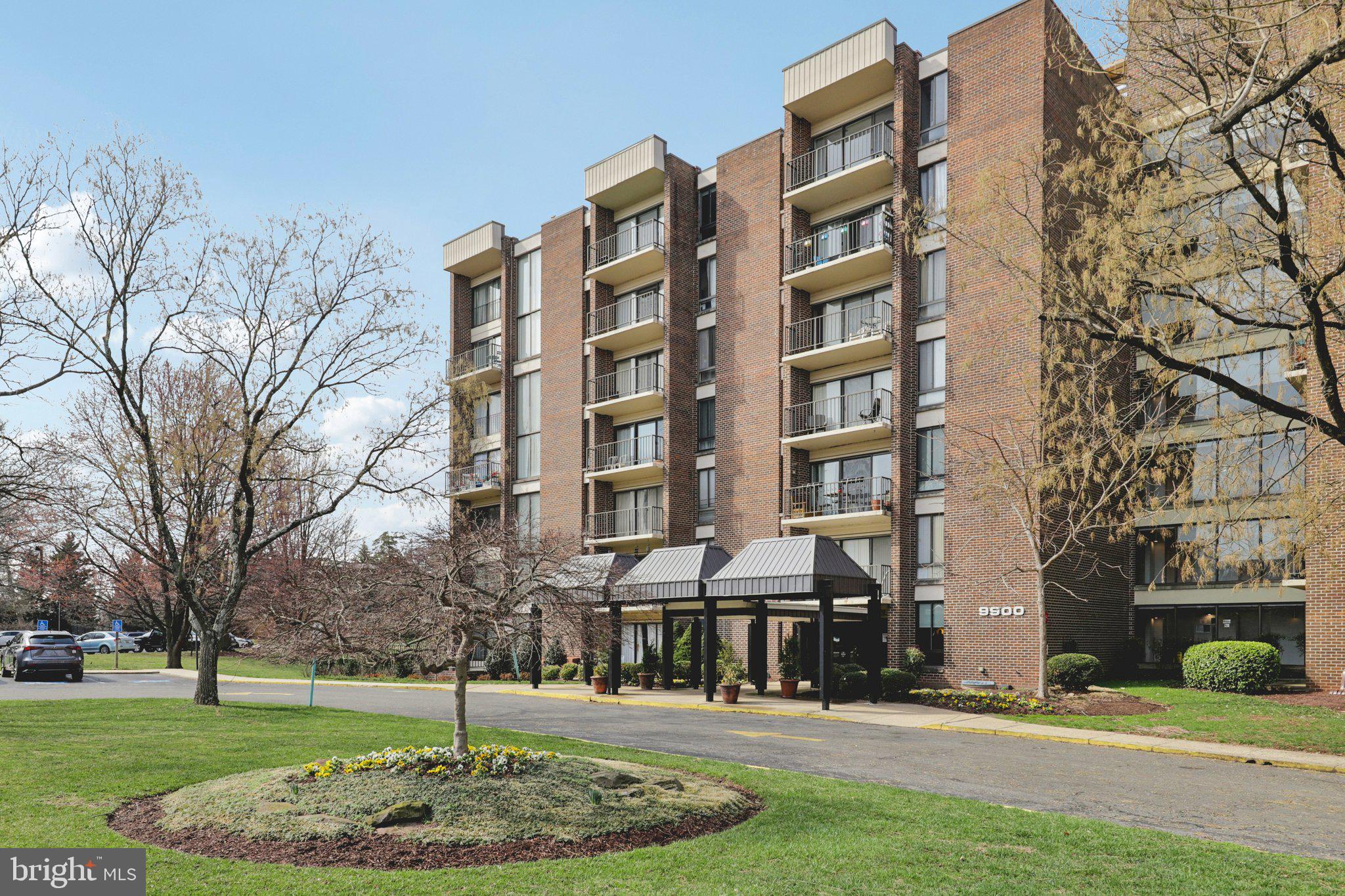 9900 Georgia Avenue, Unit 27306 Silver Spring, MD 20902 - Photo 21 of 23 Front View