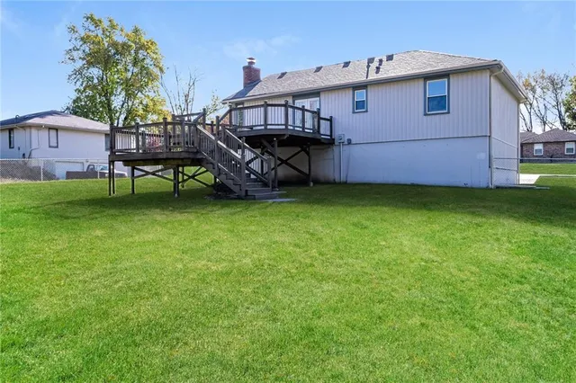 $2,400 | 1612 Northeast 112th Terrace, Kansas City, MO 64155