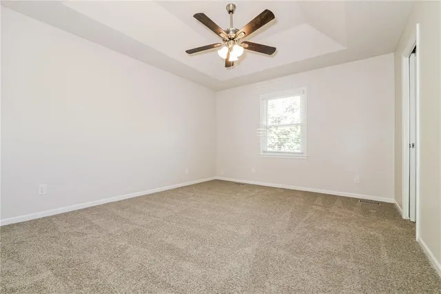 $2,400 | 1612 Northeast 112th Terrace, Kansas City, MO 64155