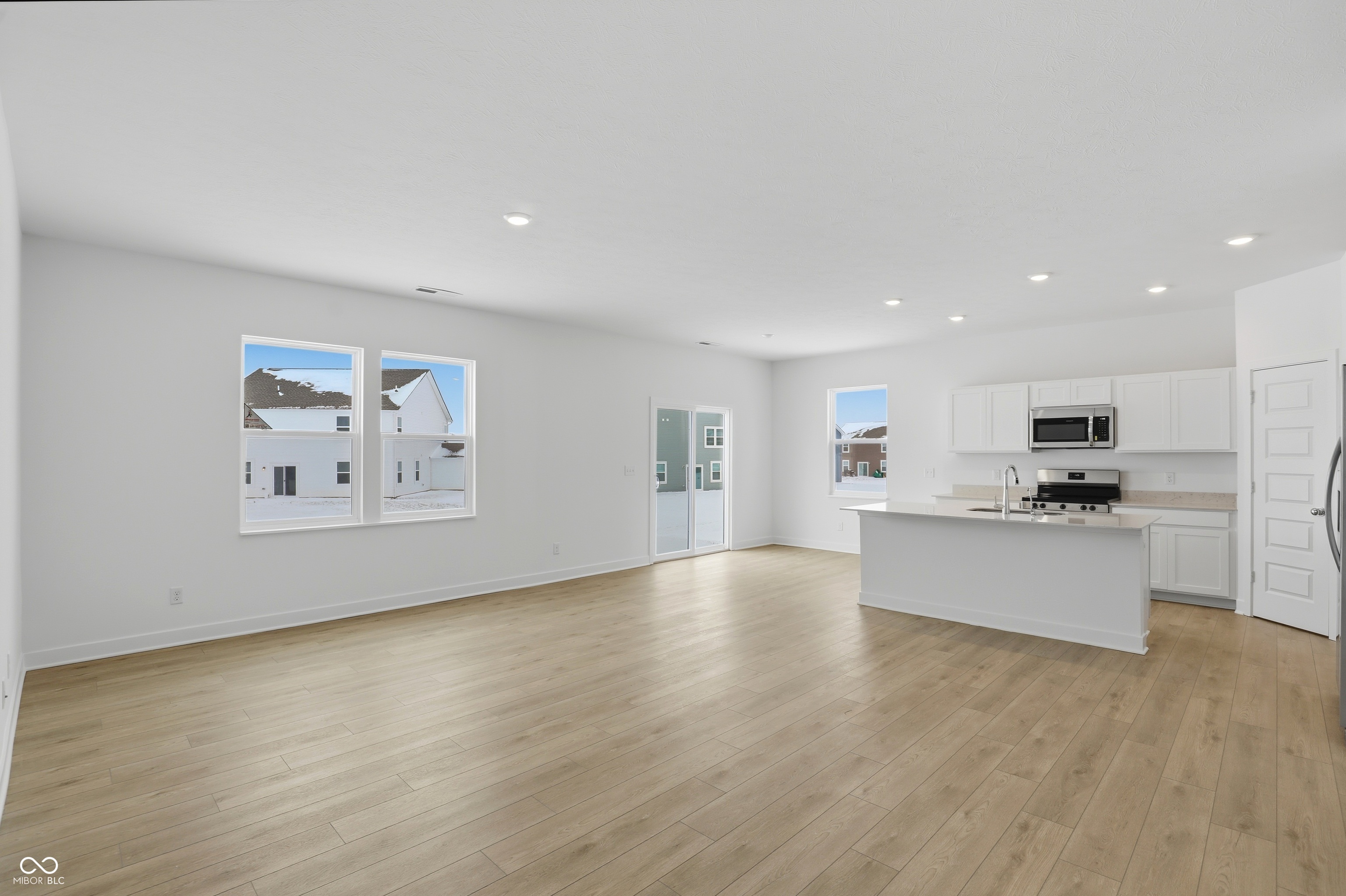 1751 Moss Lndg Lane Greenfield, IN 46140 - Photo 5 of 31