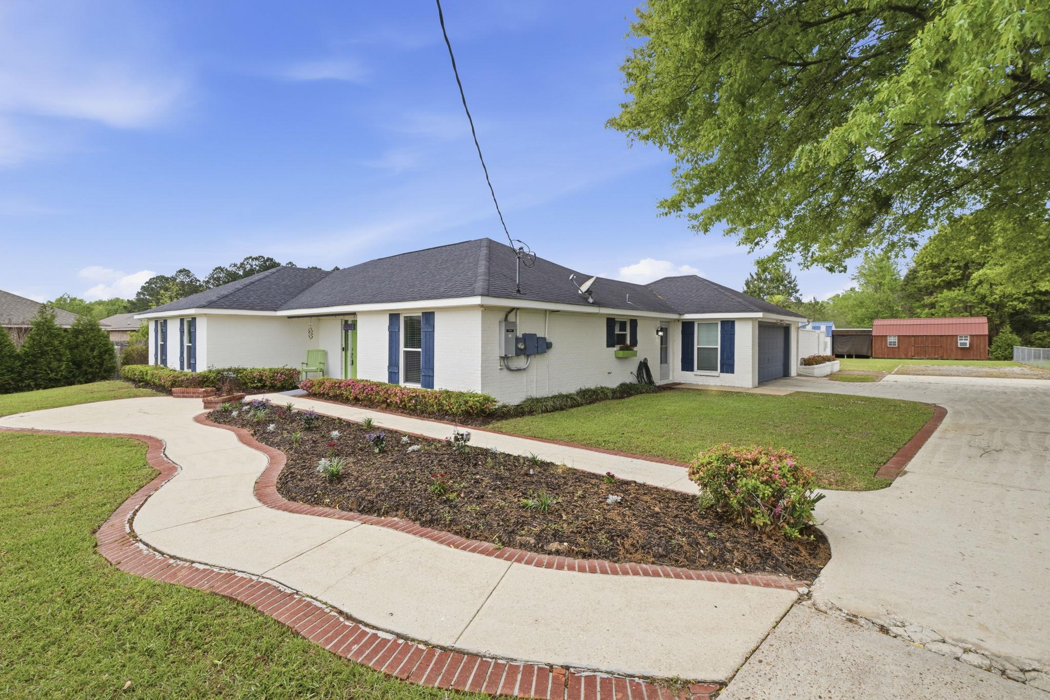 10670 Jeff Hamilton Road Mobile, AL 36695 - Photo 12 of 43 Front Of Structure