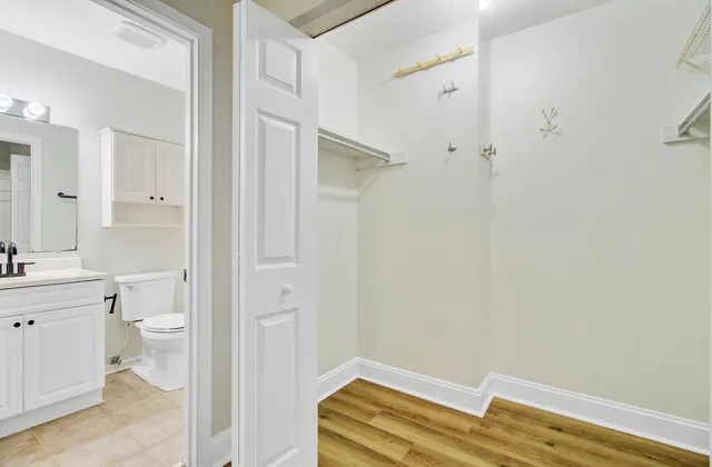 $1,700 | 126 Luden Drive, Unit C, Summerville, SC 29483