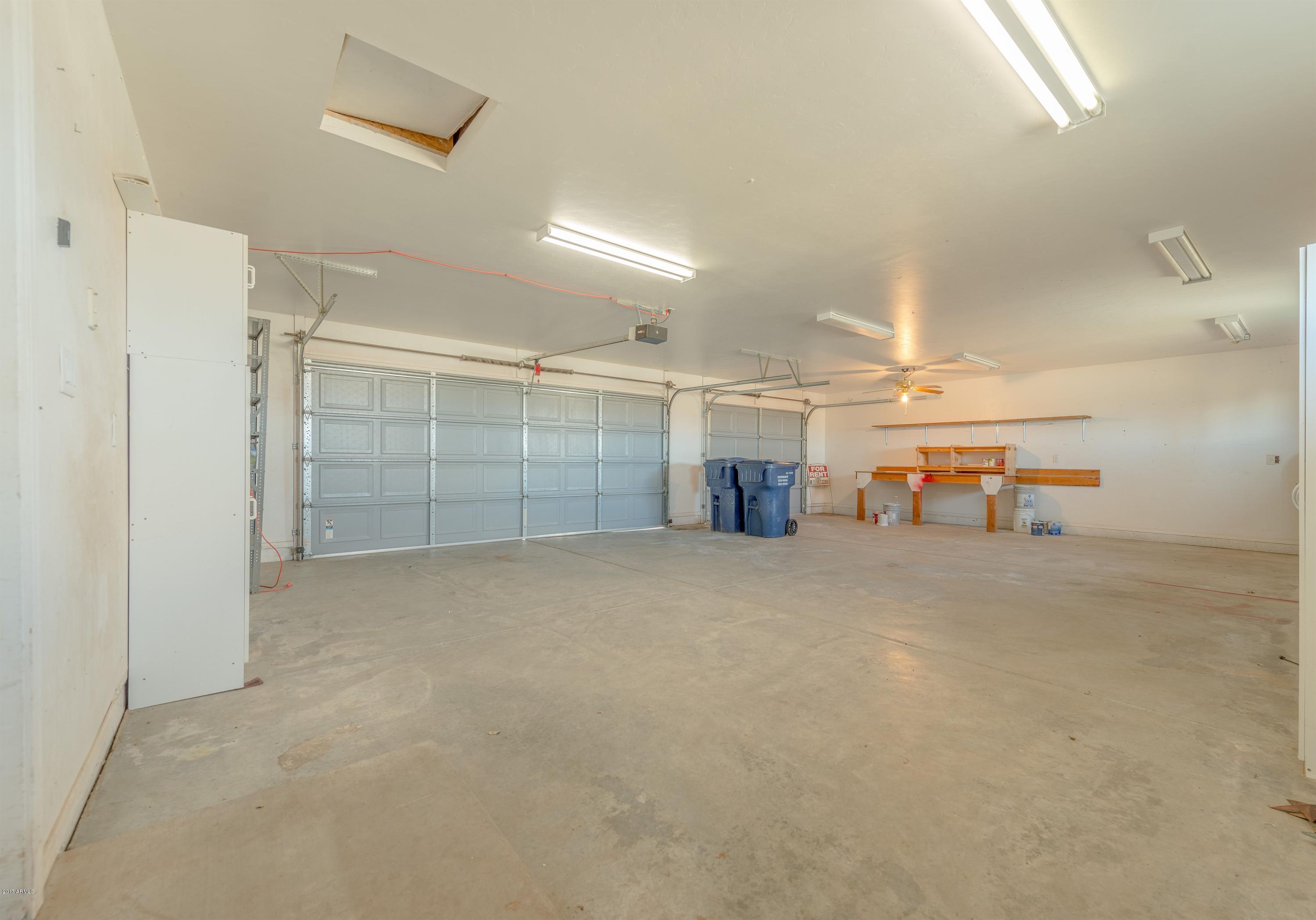 669 North Reed Road Chino Valley, AZ 86323 - Photo 22 of 66 022_Garage