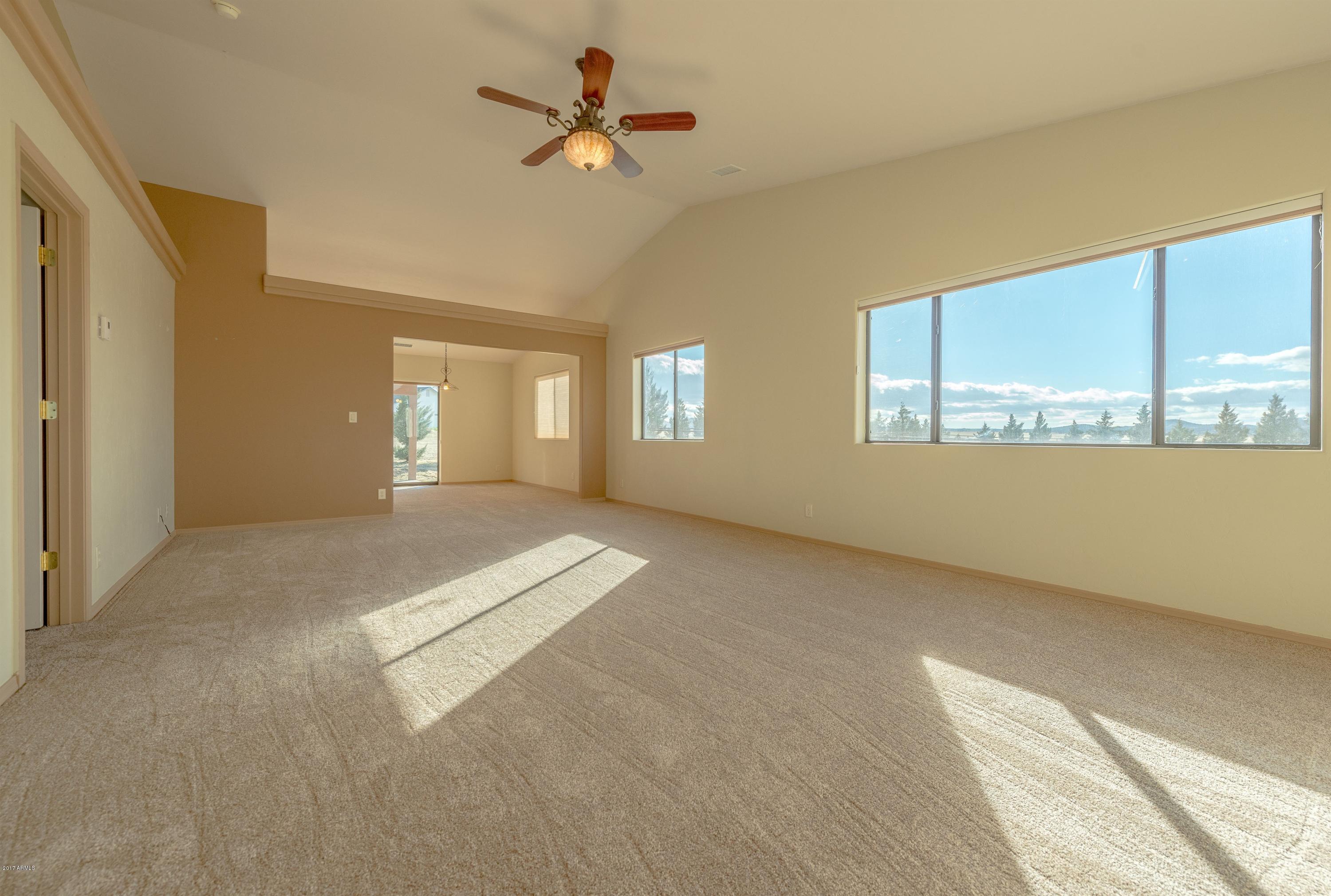 669 North Reed Road Chino Valley, AZ 86323 - Photo 25 of 66 025_Guest Living Room