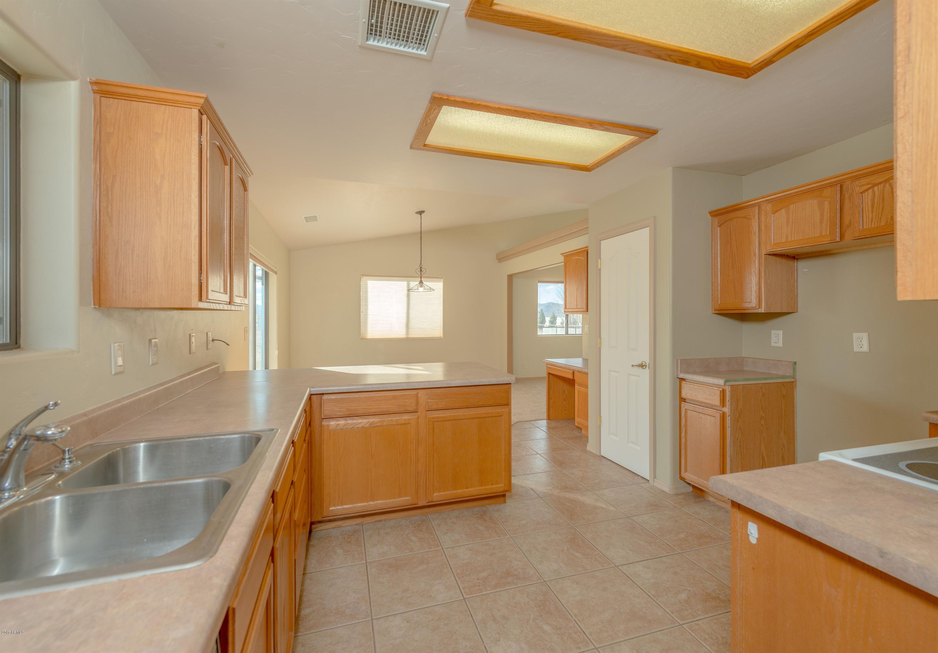 669 North Reed Road Chino Valley, AZ 86323 - Photo 27 of 66 027_Guest Kitchen