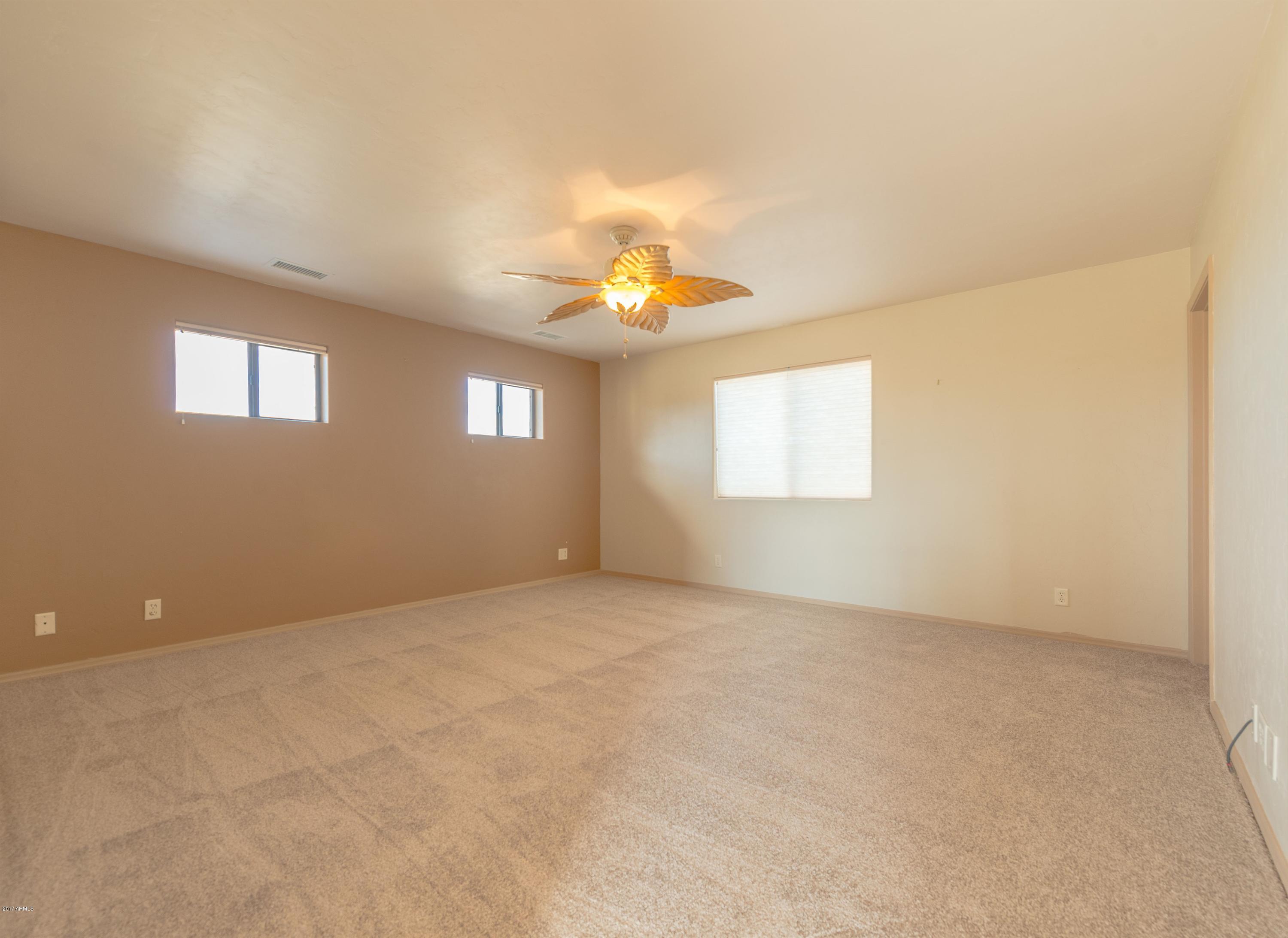 669 North Reed Road Chino Valley, AZ 86323 - Photo 31 of 66 031_Guest Master Bedroom