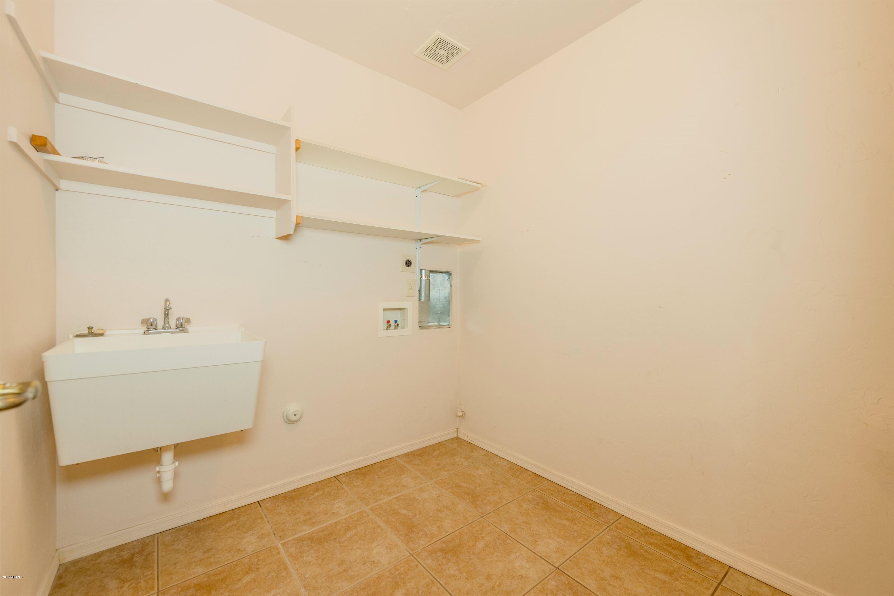 669 North Reed Road Chino Valley, AZ 86323 - Photo 36 of 66 036_Guest Laundry Room