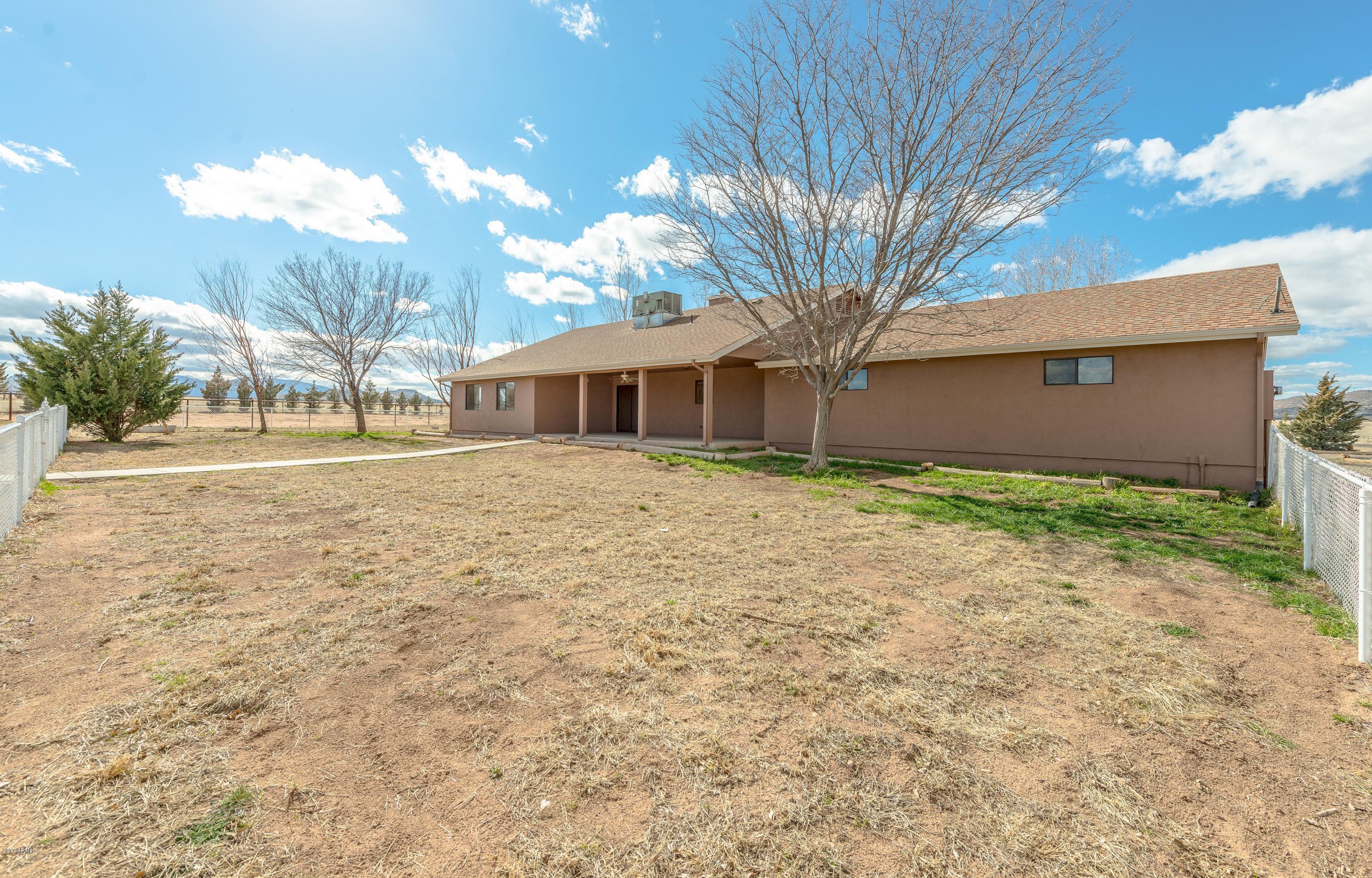 669 North Reed Road Chino Valley, AZ 86323 - Photo 50 of 66 050_Fenced Backyard