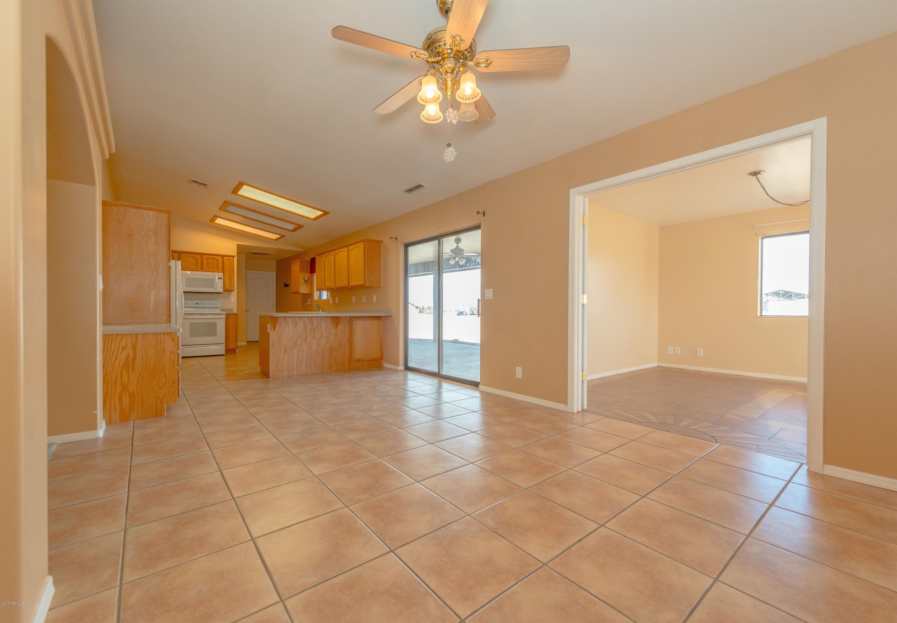 669 North Reed Road Chino Valley, AZ 86323 - Photo 10 of 66 010_Dining RoomKitchen