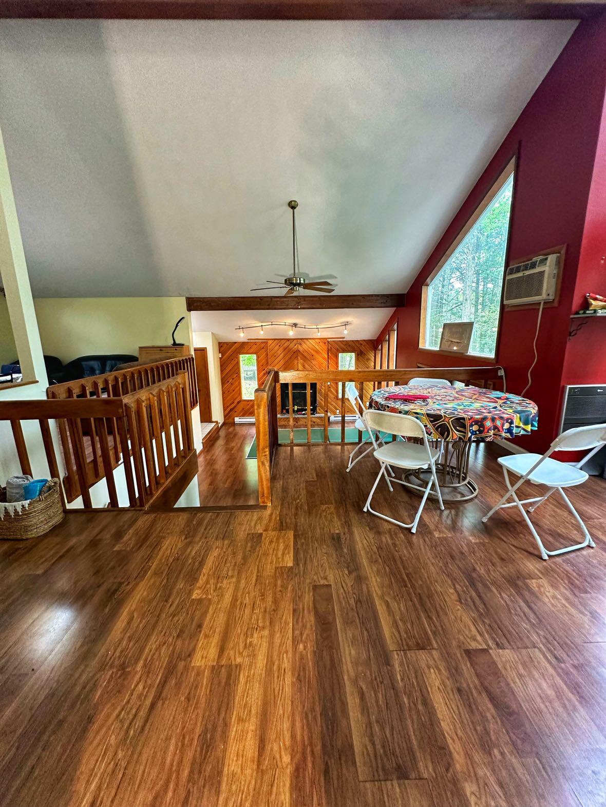 207 Manchester Drive Bushkill, PA 18324 - Photo 30 of 43 Snapchat-1327003631