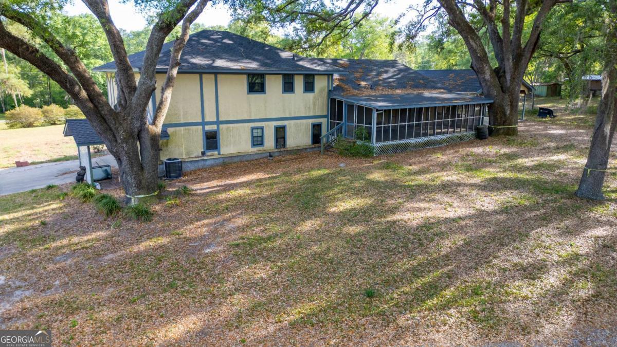 528 Gardner Road Baxley, GA 31513 - Photo 7 of 39 a view of house with a yard