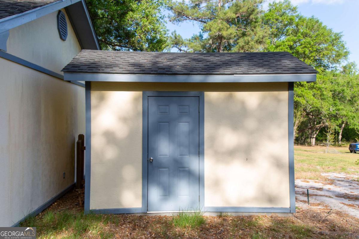 528 Gardner Road Baxley, GA 31513 - Photo 10 of 39 a view of outdoor space