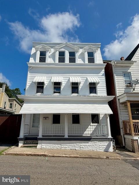 1423 Market Street Ashland, PA 17921 - Photo 2 of 38