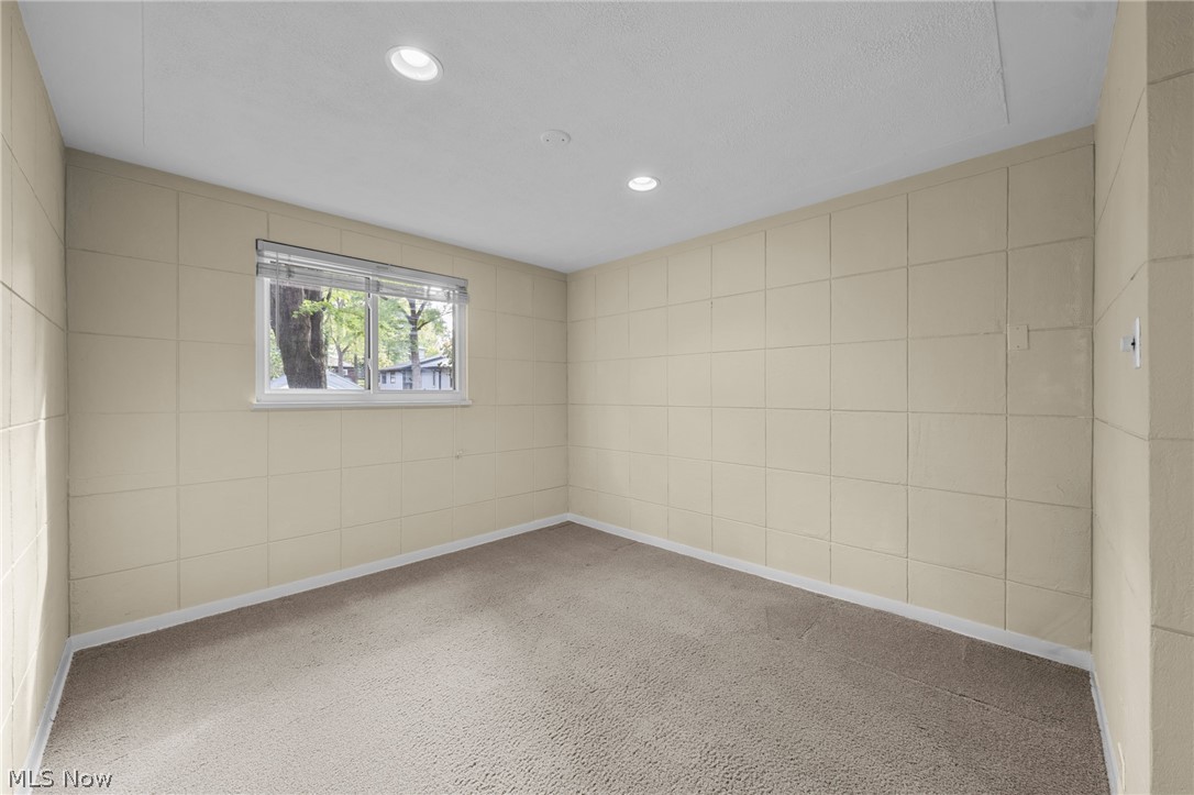 645 Mentor Road Akron, OH 44303 - Photo 32 of 48 Gallery Image 32