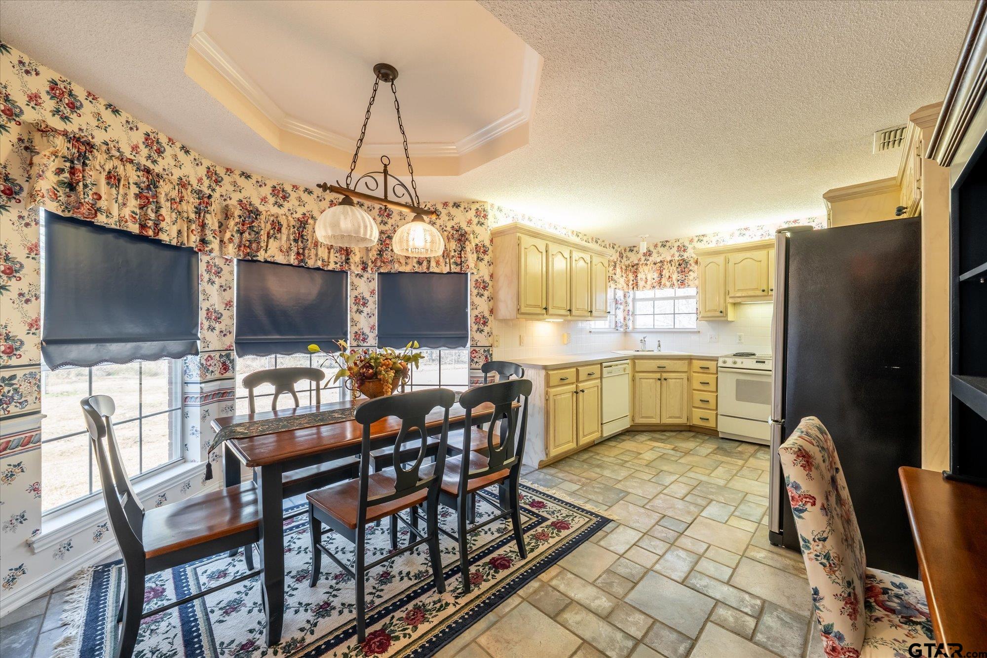 601 Kickapoo Street Chandler, TX 75758 - Photo 10 of 26