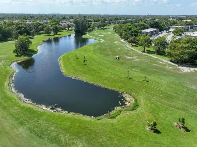 $1,600 | 7925 Fairview Drive, Unit 208, Tamarac, FL 33321