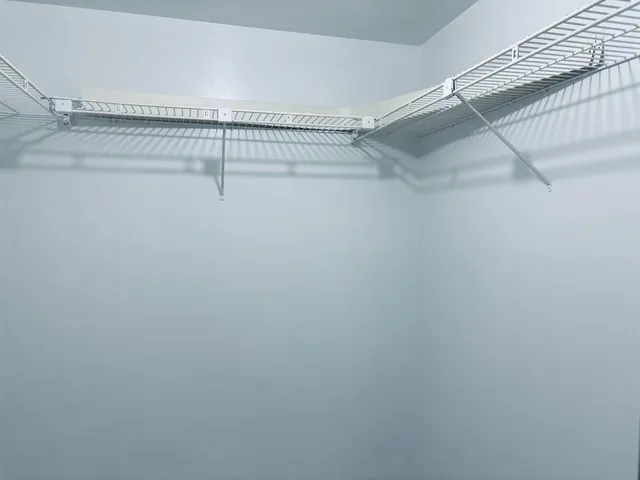 $1,600 | 7925 Fairview Drive, Unit 208, Tamarac, FL 33321