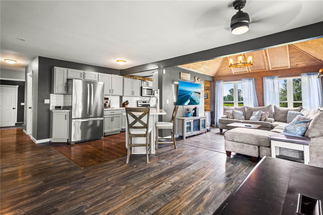 11434 Harrison Road Shelby, NY 14103 - Photo 12 of 50