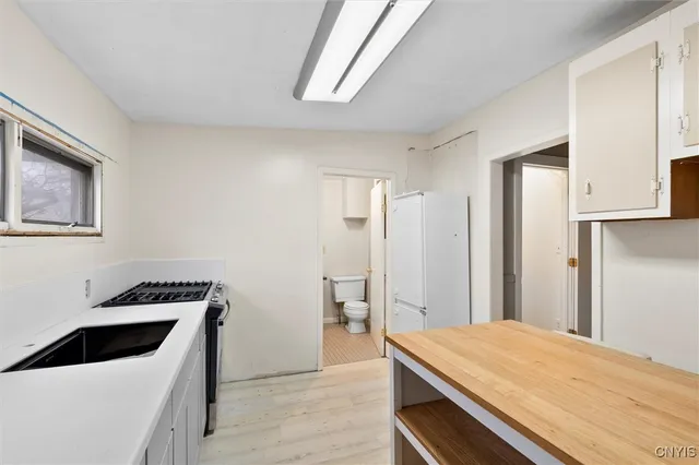 $120,000 | 203 McCool Avenue, De Witt, NY 13057