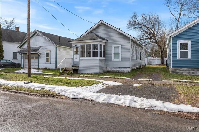 $120,000 | 203 McCool Avenue, De Witt, NY 13057