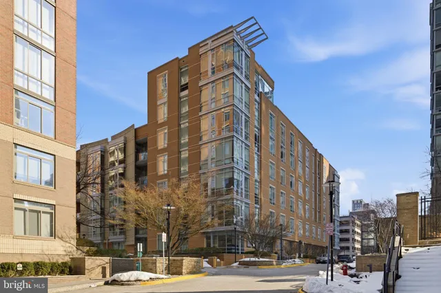 $825,000 | 12025 New Dominion Parkway, Unit 413, Reston, VA 20190