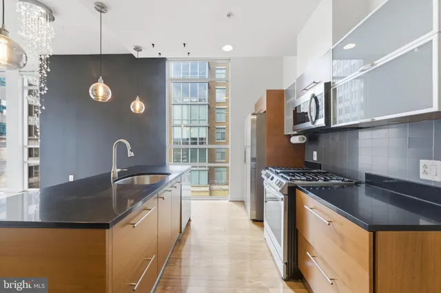 $825,000 | 12025 New Dominion Parkway, Unit 413, Reston, VA 20190