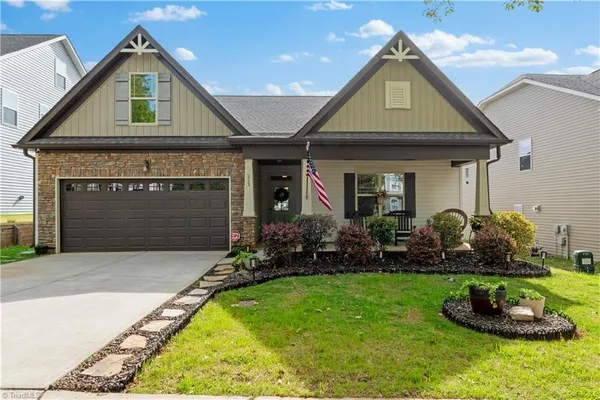 $430,000 | 113 Lakeside Crossing, Advance, NC 27006