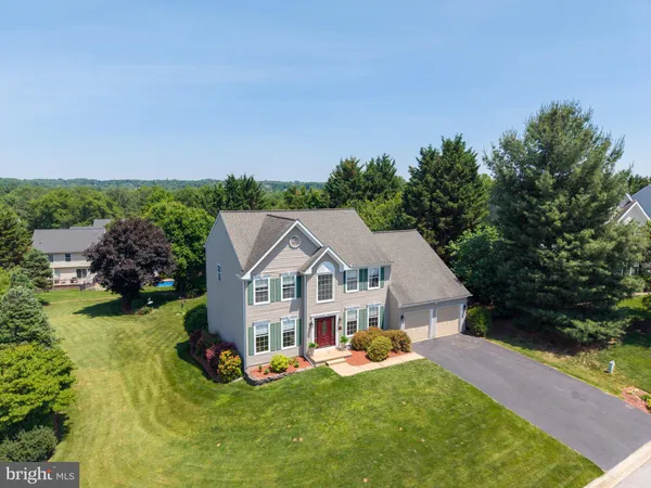 $739,900 | 1 Salina Court, Hockessin, DE 19707