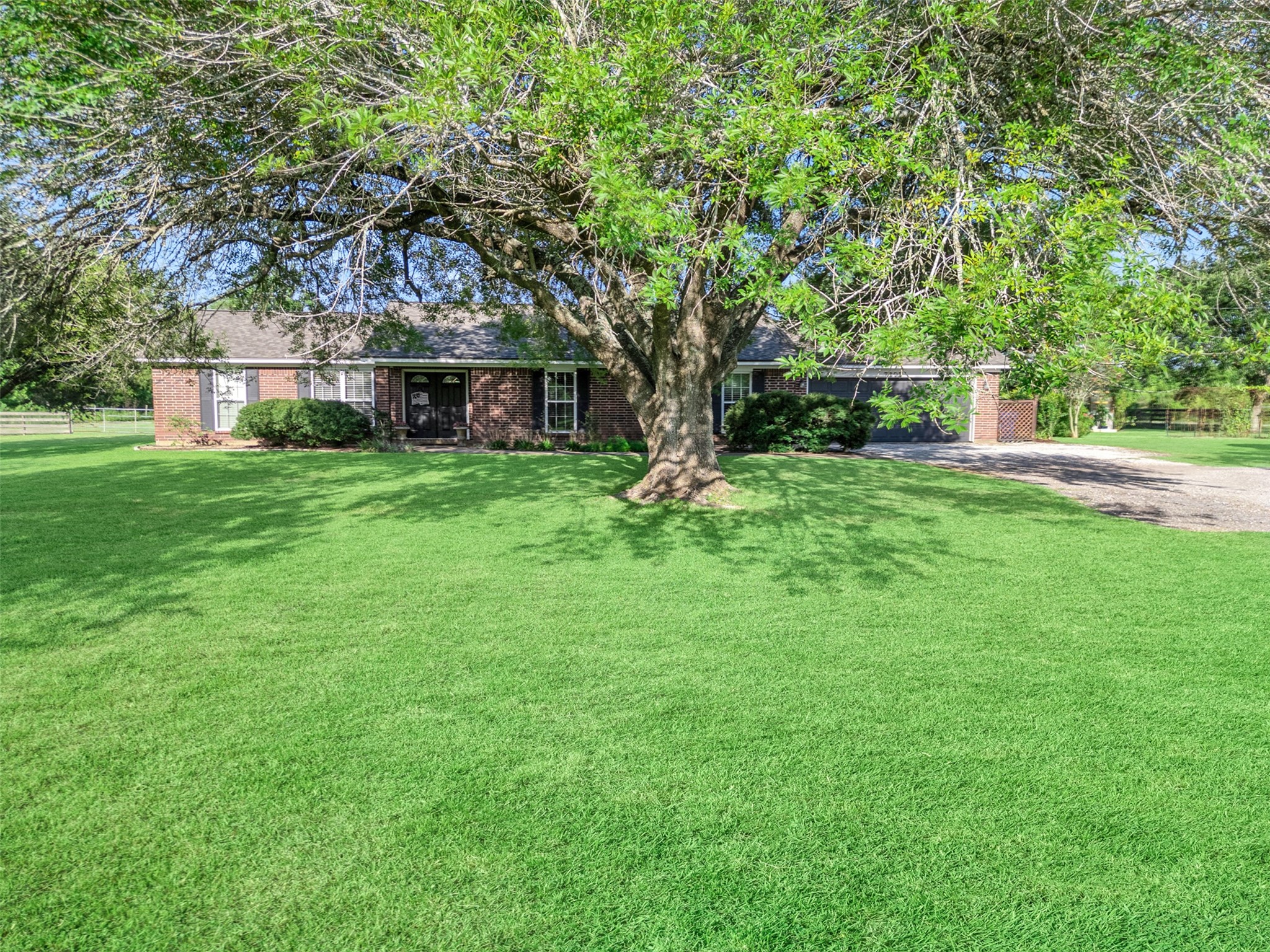 7202 Wetzel Road Dickinson, TX 77539 - Photo 43 of 46 Come see what country living is all about!