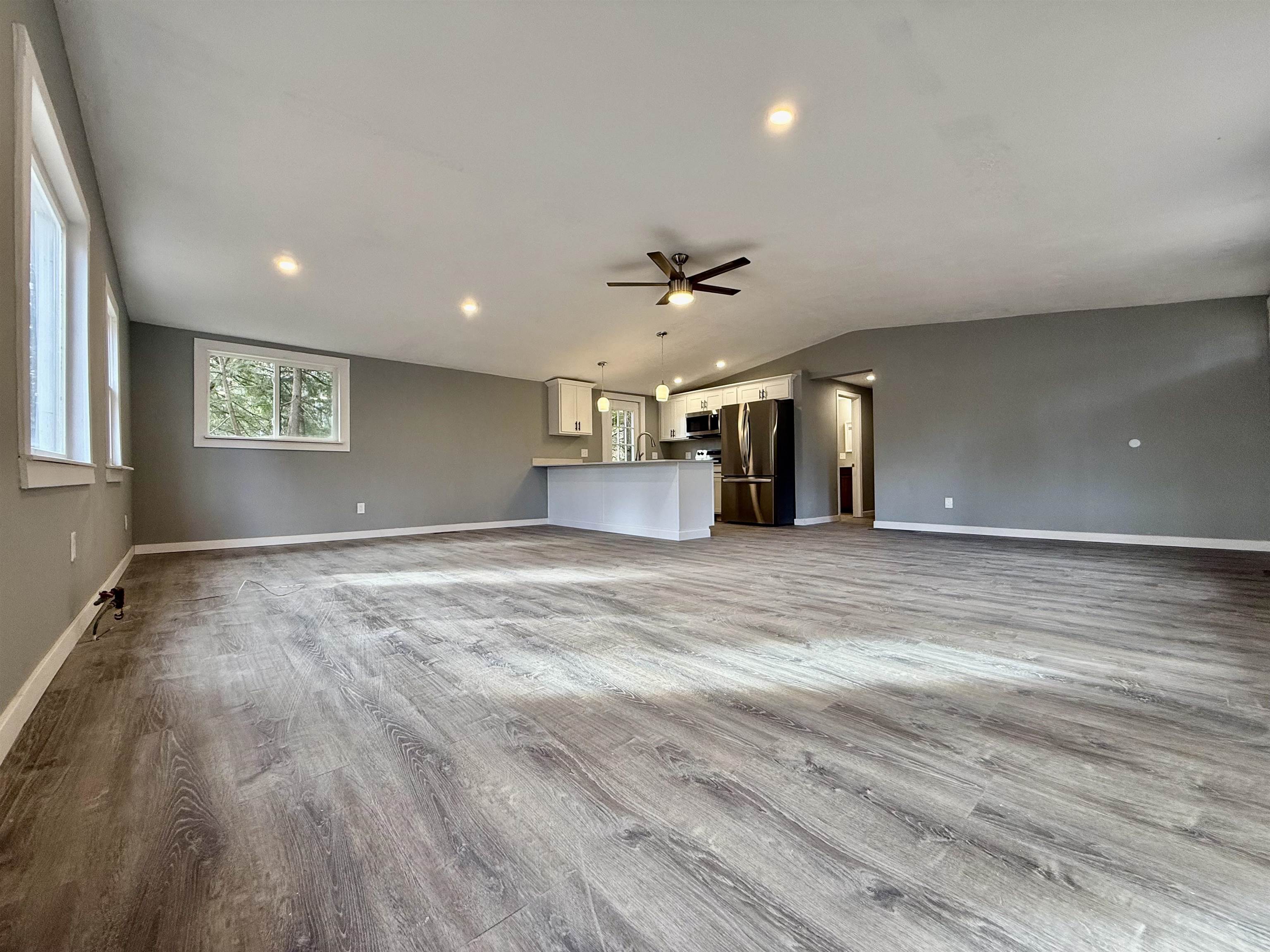 29 Centennial Drive Webster, NH 03303 - Photo 11 of 42