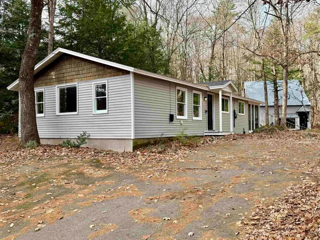$399,900 | 29 Centennial Drive, Webster, NH 03303