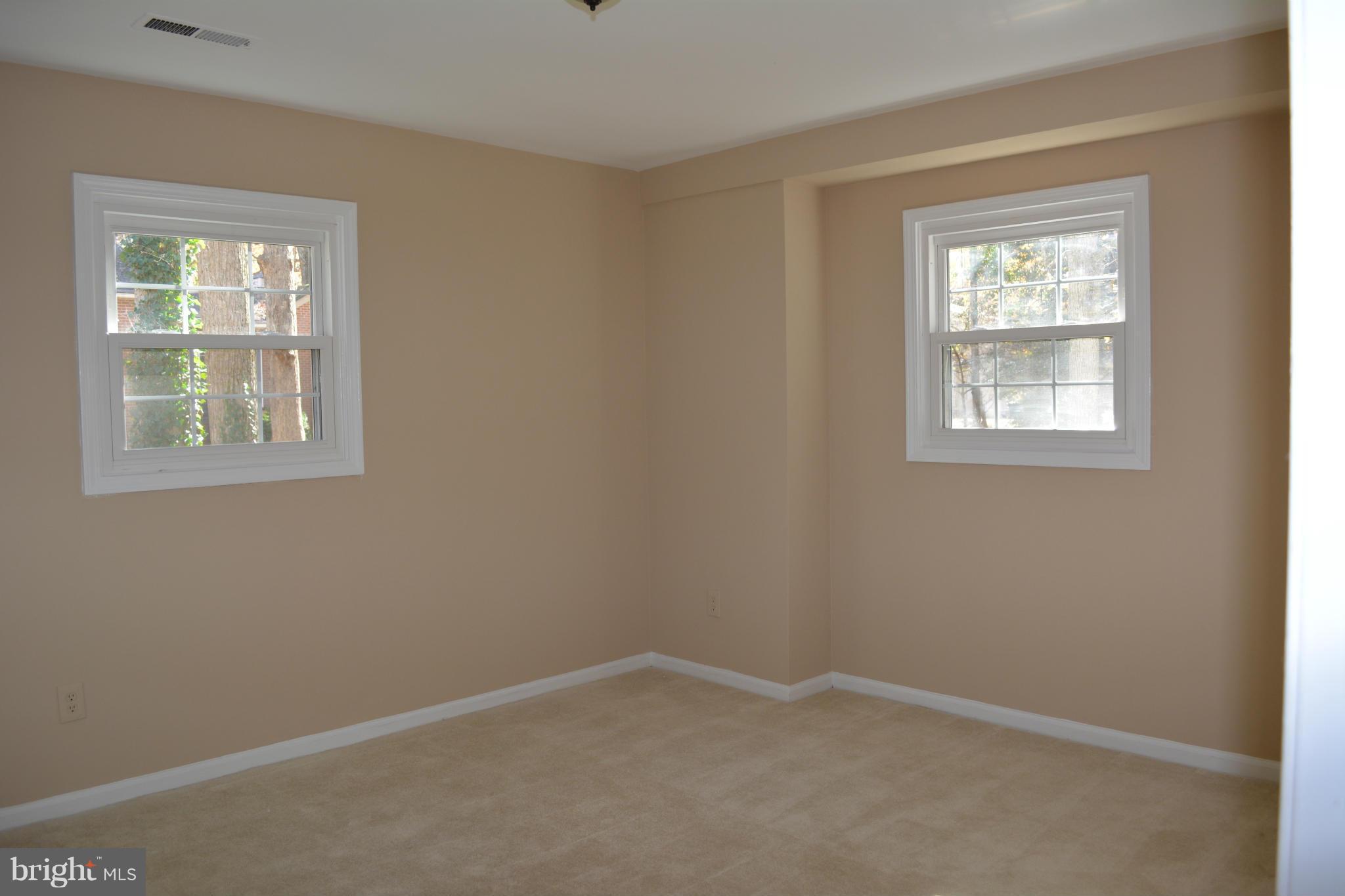 18328 Cabin Road Triangle, VA 22172 - Photo 17 of 26 Bedroom