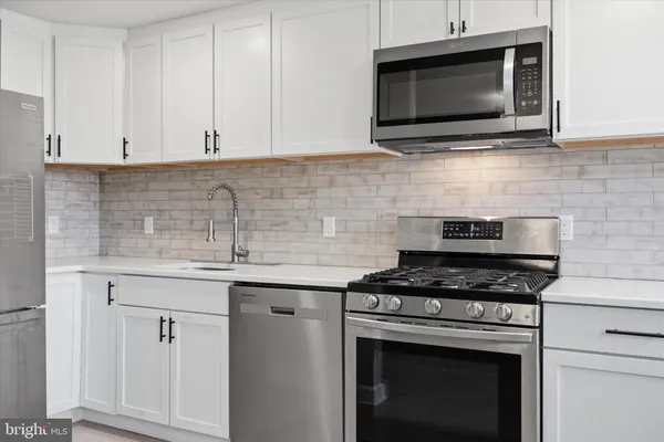 $295,000 | 207 North Bishop Avenue, Clifton Heights, PA 19018