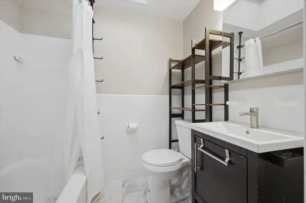 $295,000 | 207 North Bishop Avenue, Clifton Heights, PA 19018