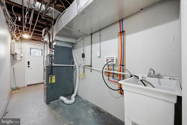 $295,000 | 207 North Bishop Avenue, Clifton Heights, PA 19018