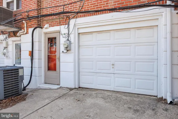 $295,000 | 207 North Bishop Avenue, Clifton Heights, PA 19018