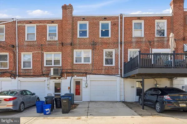 $295,000 | 207 North Bishop Avenue, Clifton Heights, PA 19018