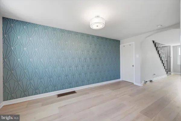 $295,000 | 207 North Bishop Avenue, Clifton Heights, PA 19018