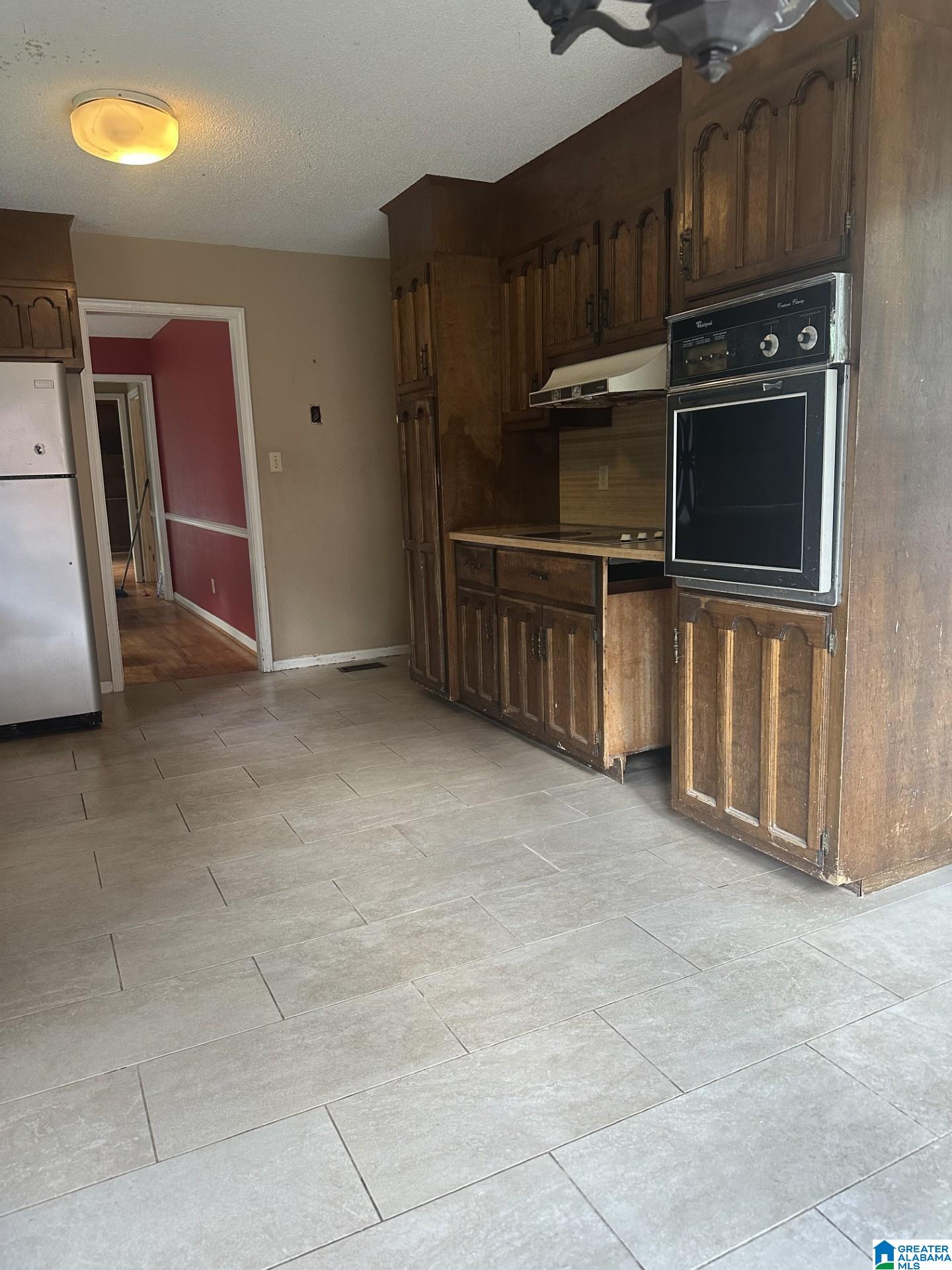 2278 Tyler Road Birmingham, AL 35226 - Photo 13 of 34