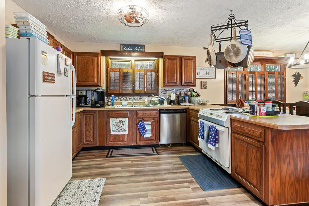 899 Lonesome Pine Road Murphy, NC 28906 - Photo 20 of 87
