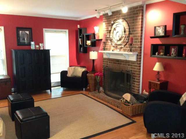 2340 Hamilton Mill Road Charlotte, NC 28270 - Photo 3 of 16 Gallery Image 3