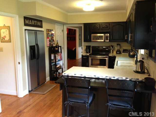 2340 Hamilton Mill Road Charlotte, NC 28270 - Photo 5 of 16 Gallery Image 5