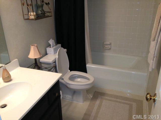 2340 Hamilton Mill Road Charlotte, NC 28270 - Photo 9 of 16 Gallery Image 9