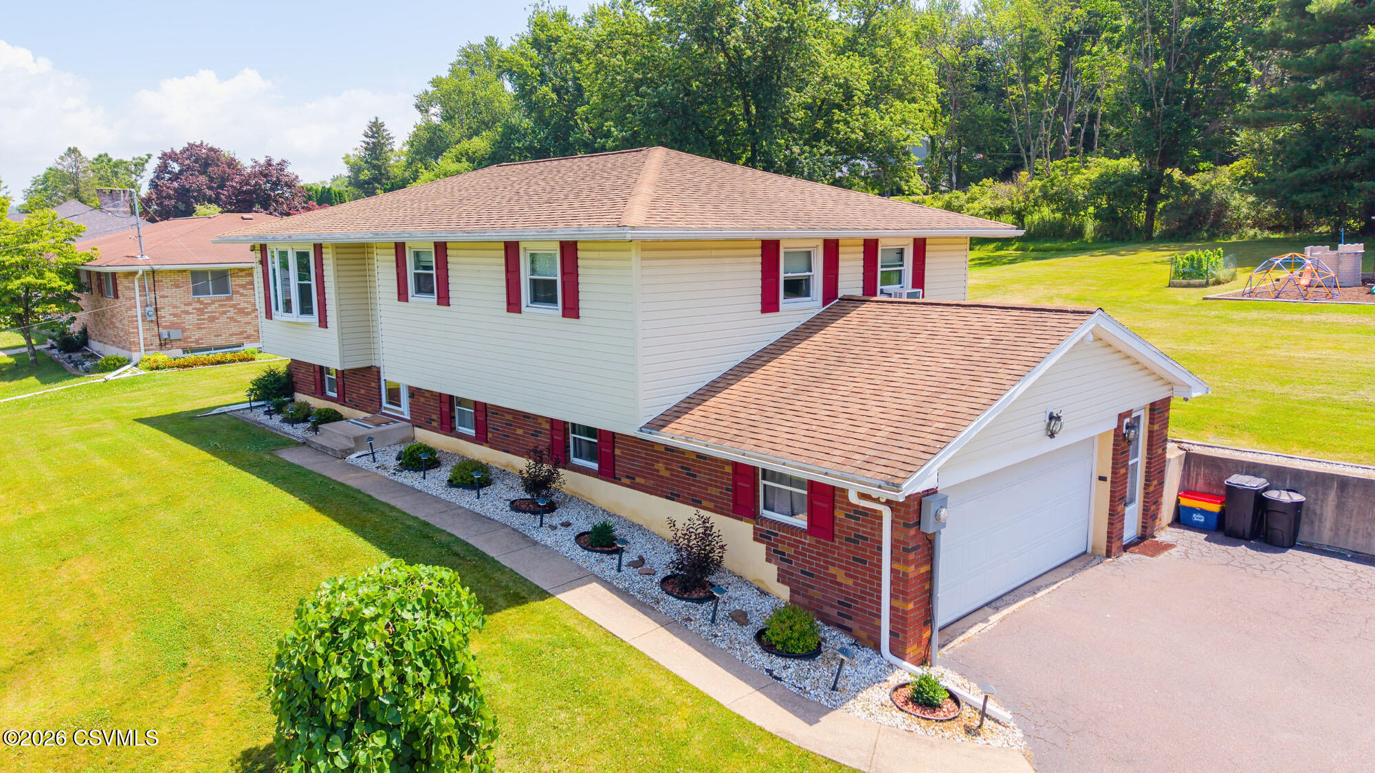 161 Staub Road Shavertown, PA 18708 - Photo 2 of 63