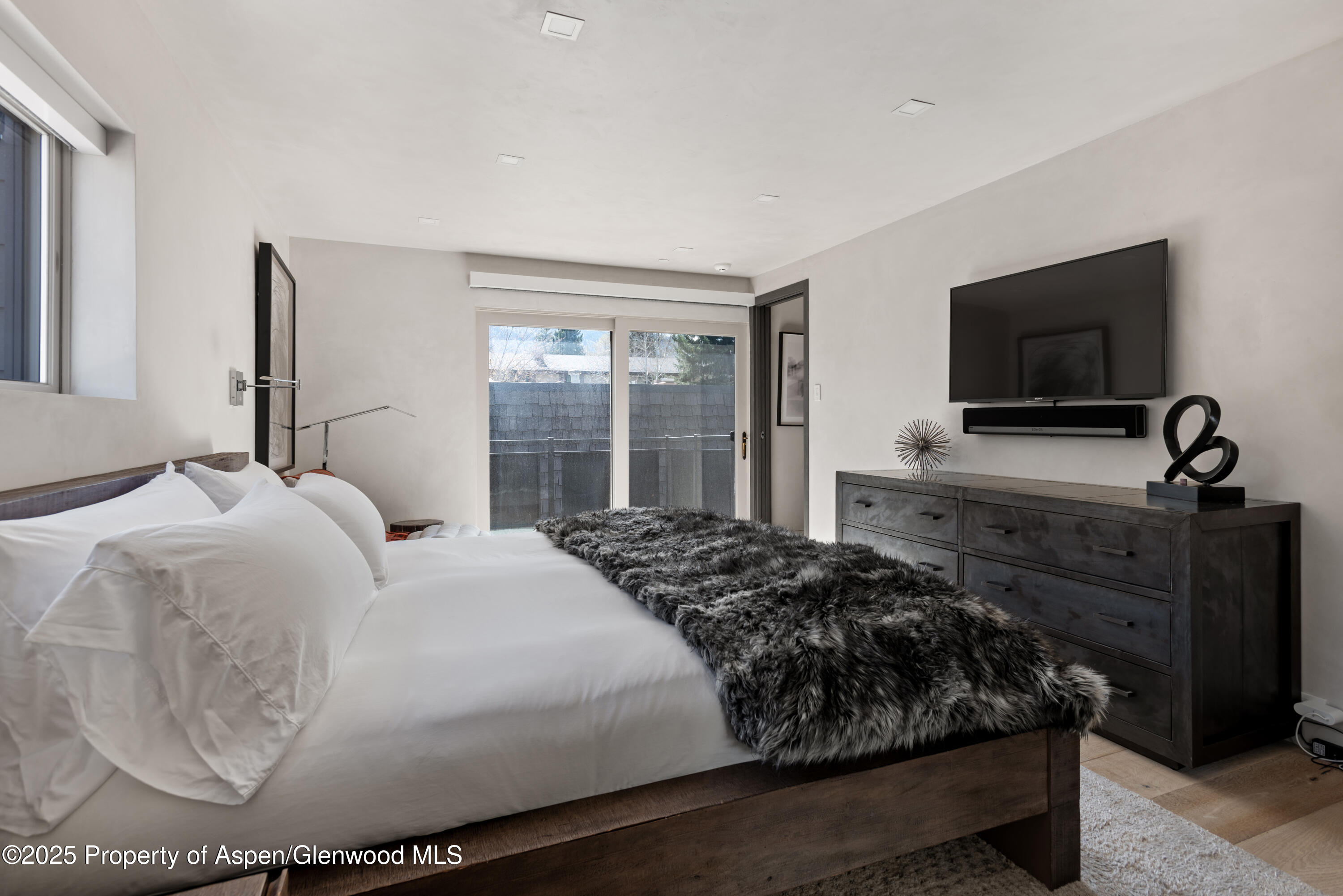 124 East Durant Avenue, Unit 7 Aspen, CO 81611 - Photo 10 of 19 Primary Bedroom