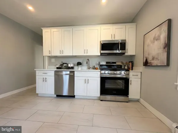 $339,000 | 330 Beechwood Avenue, Ewing, NJ 08618