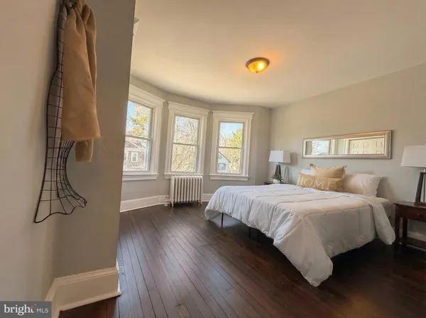 $339,000 | 330 Beechwood Avenue, Ewing, NJ 08618